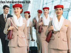 emirates stewardess tot